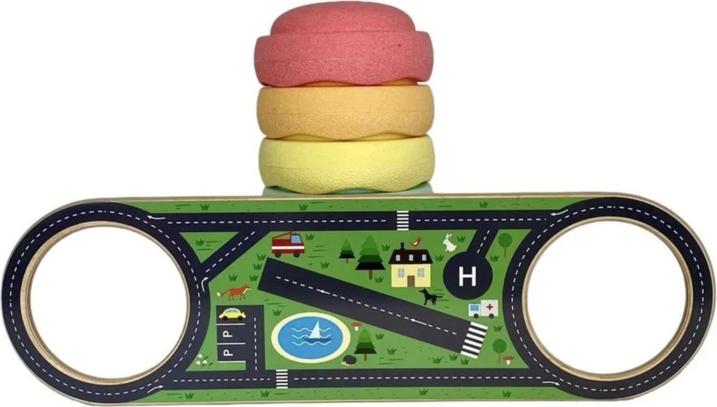Parcours de motricité en bois BaaVi avec pont et circuit de route