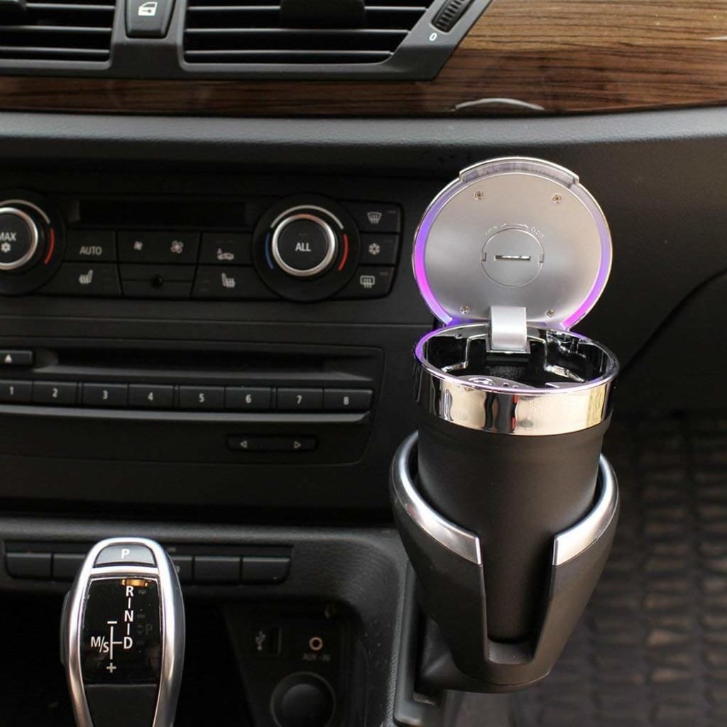 Auto LED Aschenbecher aus Zinklegierung mit Deckel und LED Produktbild 4