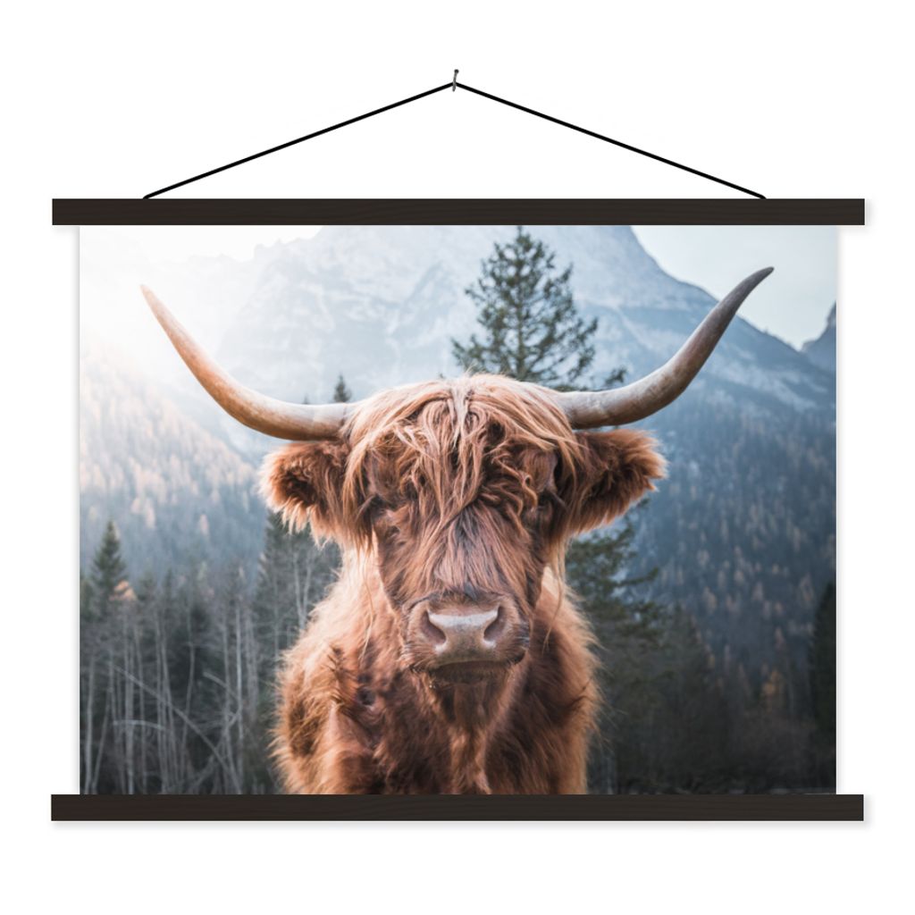 MuchoWow Textilposter Schottischer Hochländer - Kuh - Tiere - Berg - Natur 60x45 cm mit schwarzem Rahmen - Poster Schlafzimmer