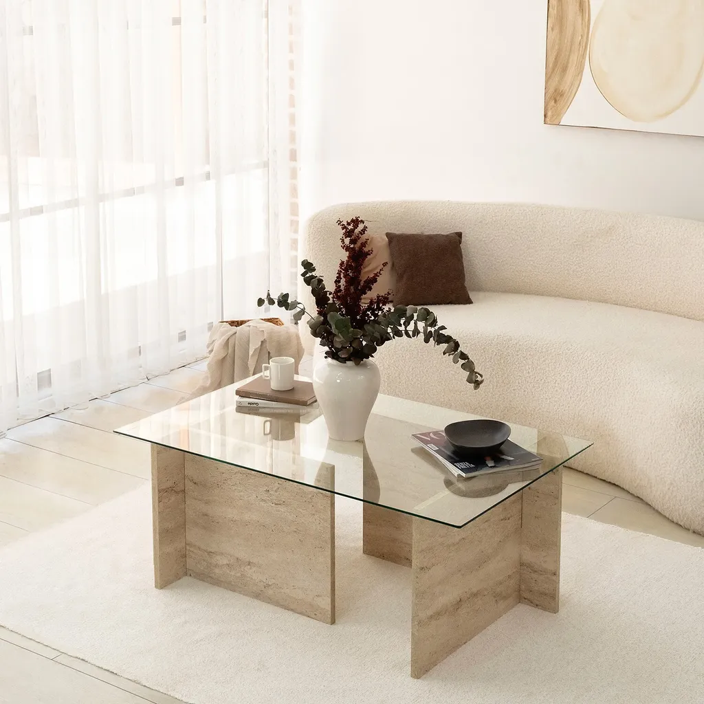 Table basse de salon moderne pour valoriser un espace de vie