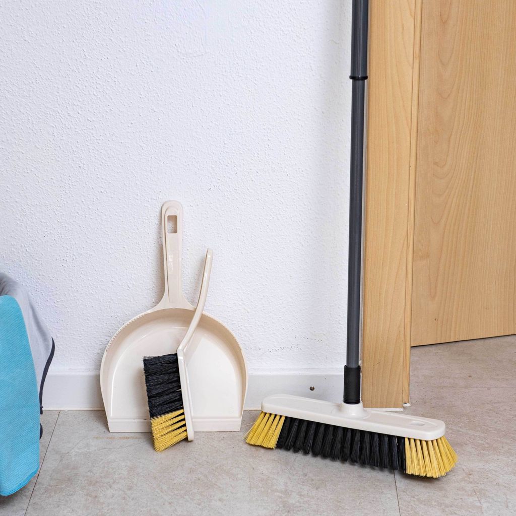 SIDCO Kehrset Zimmerbesen + Kehrgarnitur weiß Schaufel + Produktbild 5