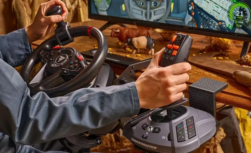 Joystick Thrustmaster SimTask FarmStick pour PC et Xbox Series X/S - 12