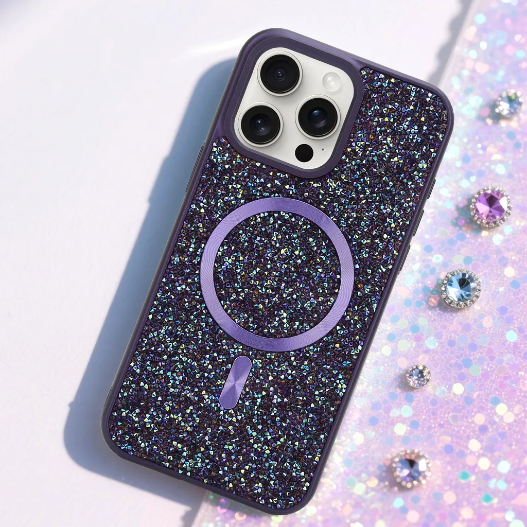 Cadorabo custodia per Apple iPhone 15 PRO custodia glitter compatibile con MagSafe in LILA custodia magnetica per cellulare Sparkle Diamond per Apple iPhone 15 PRO custodia protettiva in cristallo antiurto con forza magnetica - 2