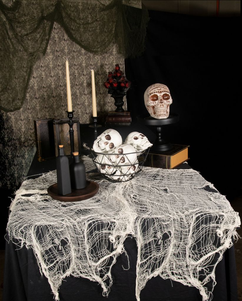 Beiger Halloween Deko Stoff im Fetzen-Look 300 x 75 cm Produktbild 