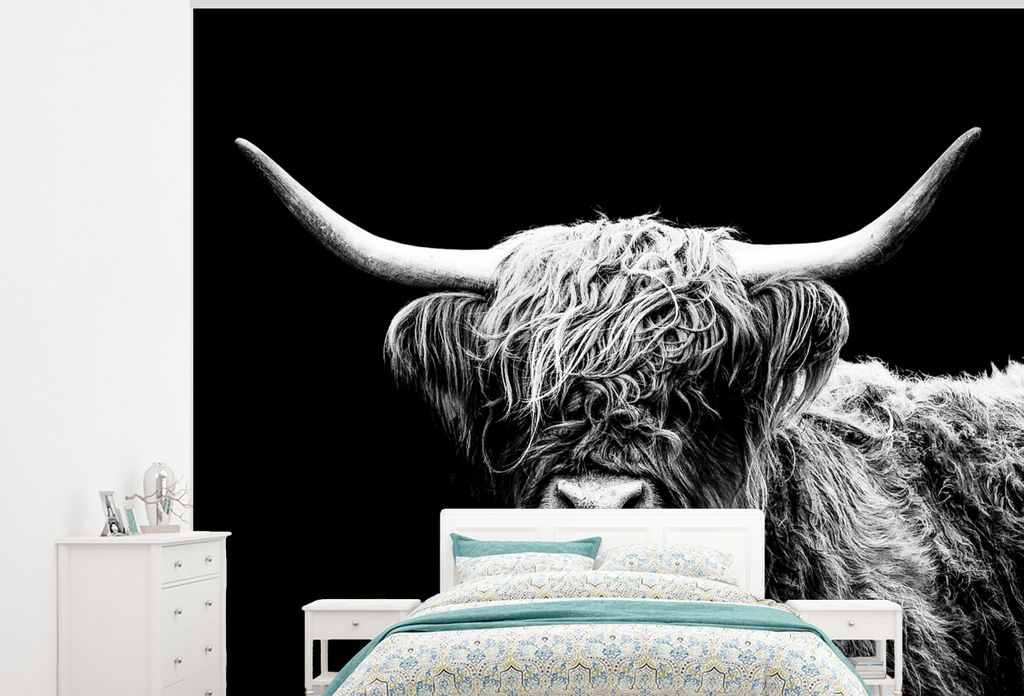 MuchoWow Fototapete für Wohnzimmer oder Schlafzimmer Wandtapete Vinyl Motivtapete Schottischer Highlander - Kuh - Schwarz - Weiß - Tiere - 275x...
