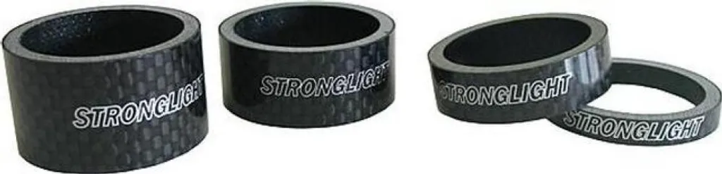 Set Entretoises Stronglight en Carbone 1 1/8 ultra légères 4 pièces