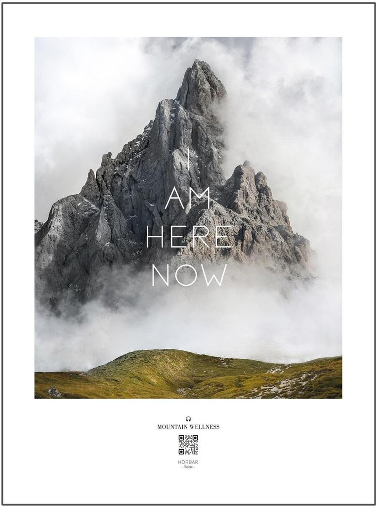 HÖRBAR RELAX Hörbild | Motiv Mountain "I am ..." | Poster | Entspannung durch Klangbilder | Berggipfel im Nebel | Audio-Inhalt "Ruhige Bergwelt"