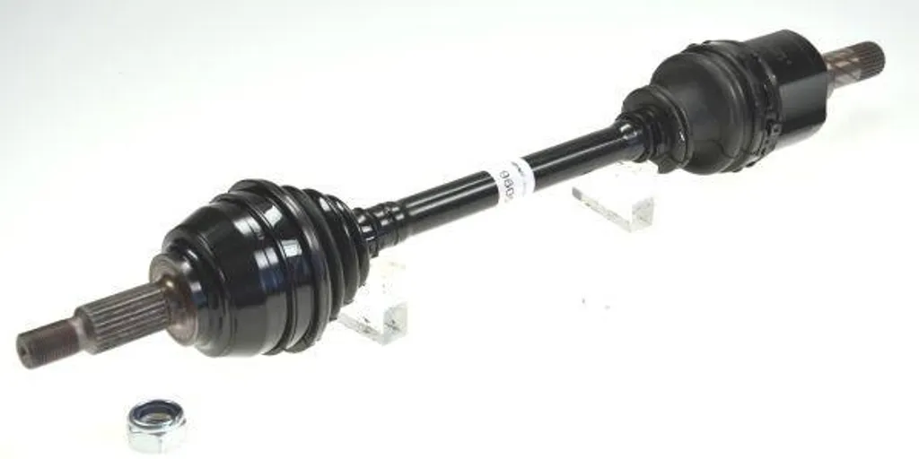 Supprimez les vibrations : Arbre de transmission SPIDAN pour Clio 3