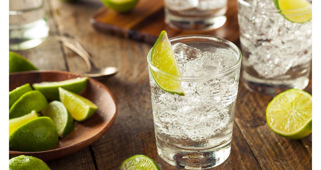 Jochen Schweizer Gin Seminar Berlin (für Einsteiger); Erlebnis verschenken oder selbst erleben; Gutschein gültig für 1 Person Gruppengröße: 1...