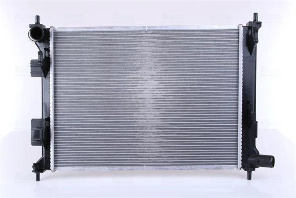 Radiateur moteur NISSENS 666213 pour Hyundai i20 OE 253100U000 de qualité