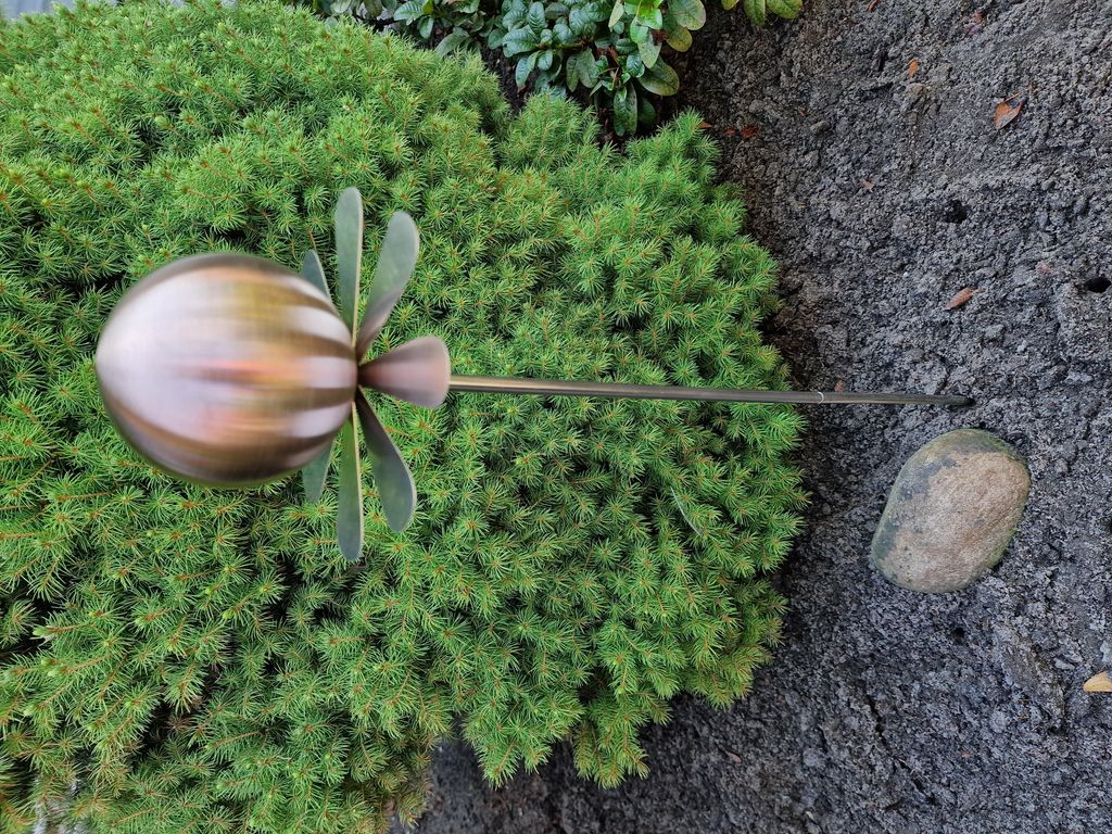 Blütenzauber Rotterdam Rosenkugel 10 cm Edelstahl golden rose matt gebürstet Gartenstecker Deko mit Stab 80 cm