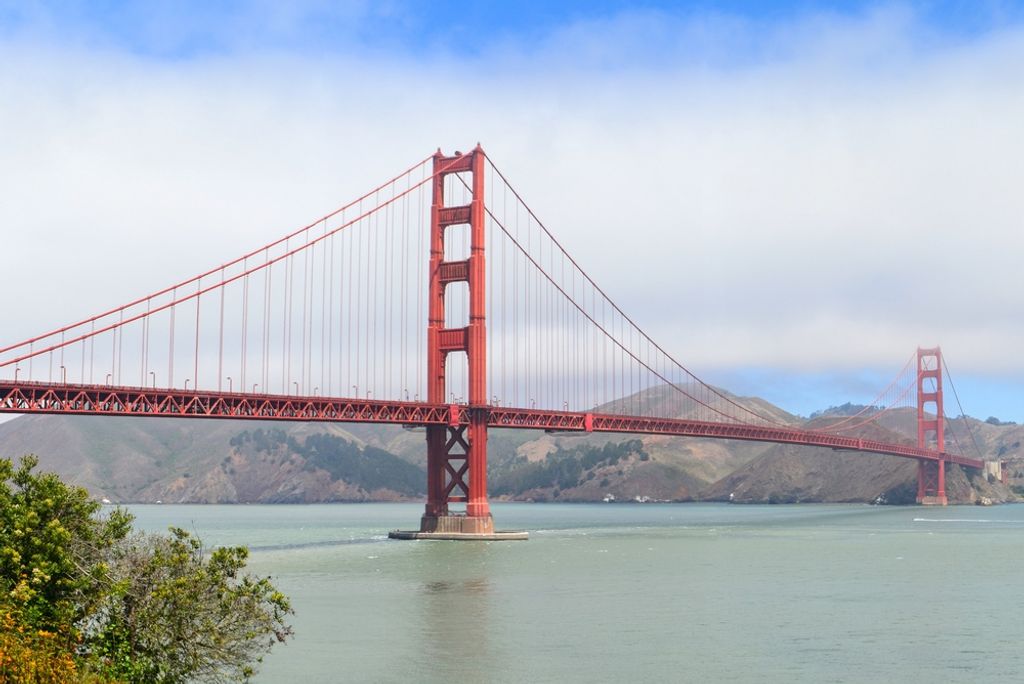 hansepuzzle 50422 - Golden Gate Bridge Puzzle, 2000 Teile, Reisen, 90,0 x 60,0cm mit hochwertiger Aufbewahrung, Kartonbox & Beutel