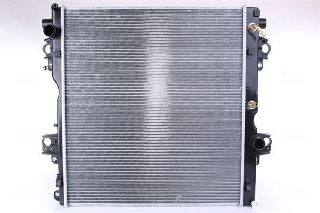 Radiateur alu Nissens 646824 haute durabilité pour Land Cruiser 1640020290