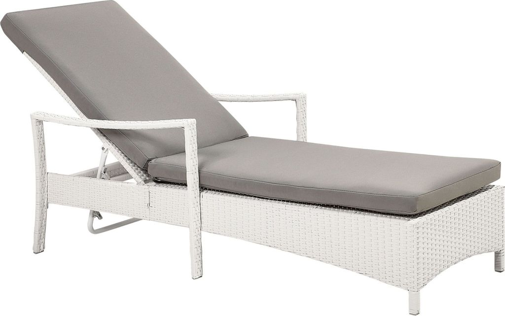 BELIANI Gartenliege weiß/grau Rattan inkl. Auflage verstellbar
