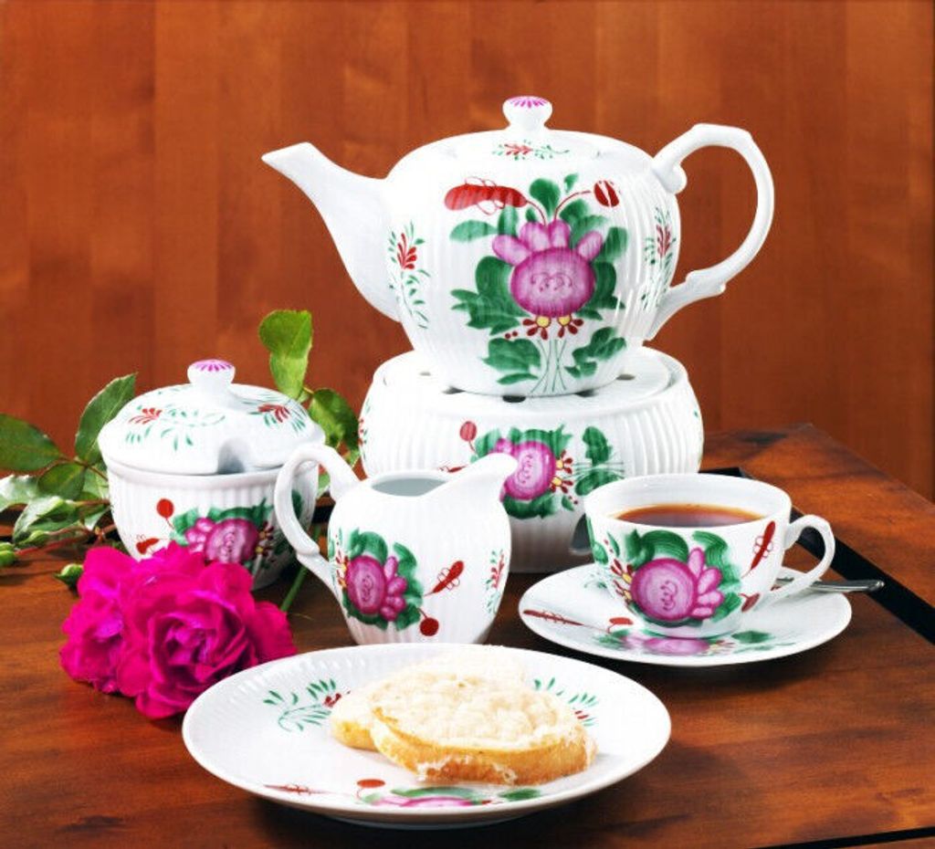 Teeservice 'Friesische Rose' 22tlg für 6 Personen Teetassen Produktbild 