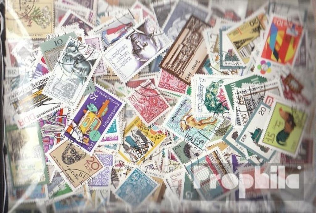 Briefmarken DDR 1.000 verschiedene Marken
