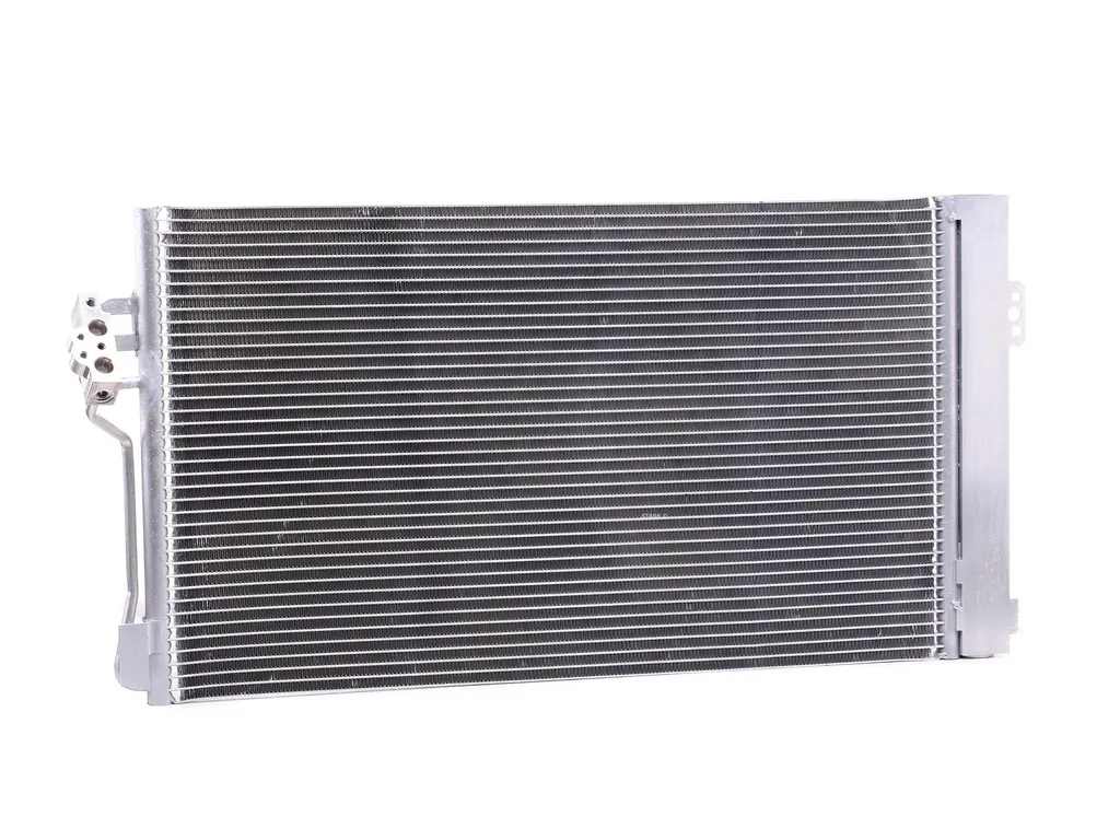 Condenseur de clim STARK avec bouteille déshydratante pour Viano W639