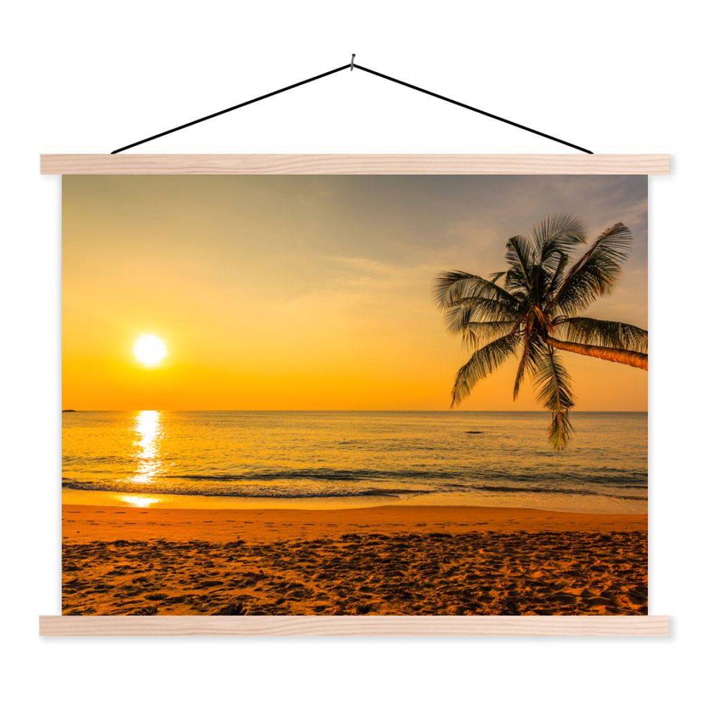 MuchoWow Textilposter Palme - Strand - Sonnenuntergang - Meer 60x45 cm mit holzfarbenen Rahmen - Bild