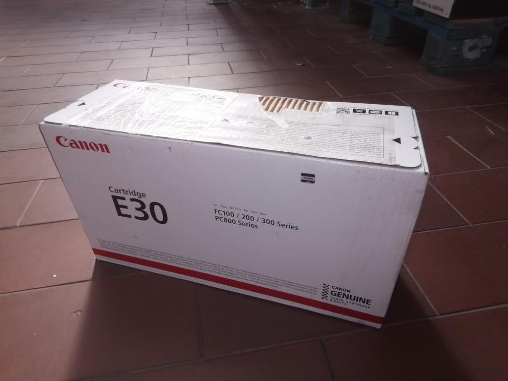 Canon E30, 4000 Seiten, Schwarz, 1 Stück(e) Produktbild 