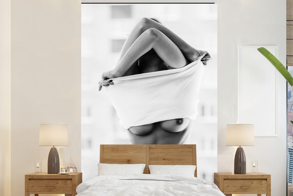 MuchoWow Fototapete für Wohnzimmer oder Schlafzimmer Wandtapete Vinyl Motivtapete Frau - Körper - Unterwäsche - Schwarz und weiß - 170x260 cm...