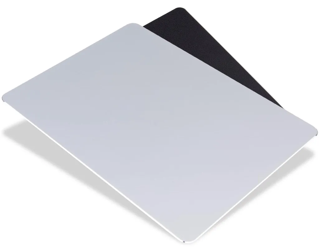 Tapis de souris gaming en aluminium argenté décoration bureau chic