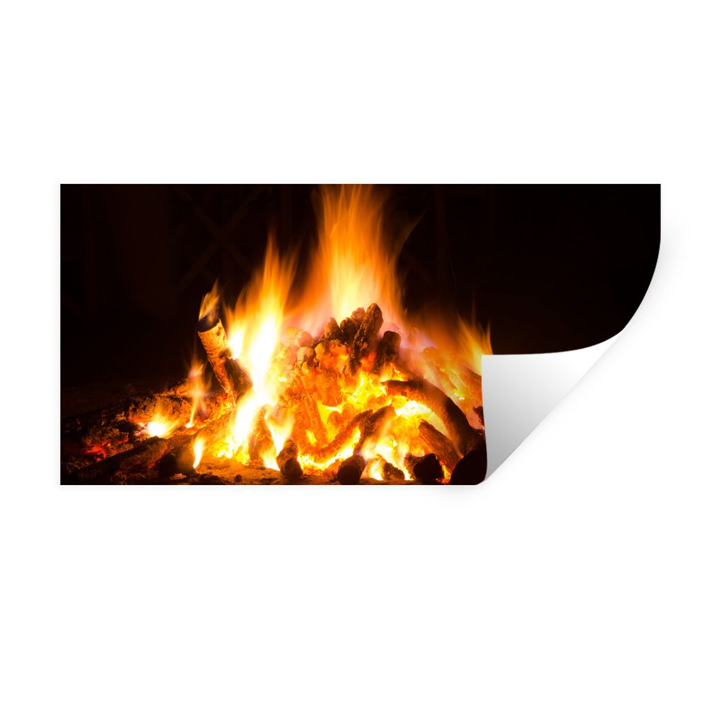 MuchoWow Wandtattoo Wandsticker Wandaufkleber Kamin vor schwarzem Hintergrund 160x80 cm Selbstklebend und Repositionierbar - Sticker - Dekorfolie