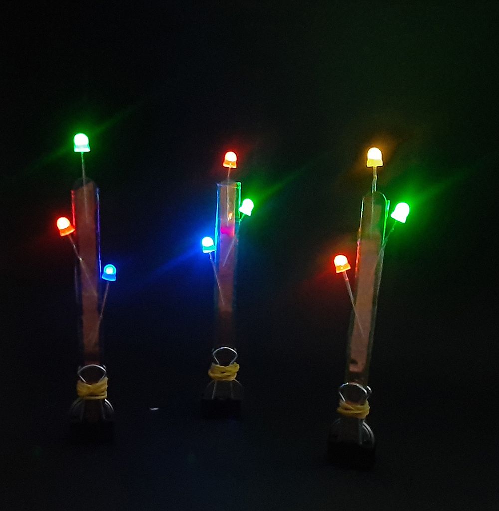 Schul-Set mit LEDs, "LED am Steckerl", für 3 Schüler, Stromkreis, LEDs, Kupferband, Strom-Experimente mit myExperimentSet, Werkpackung