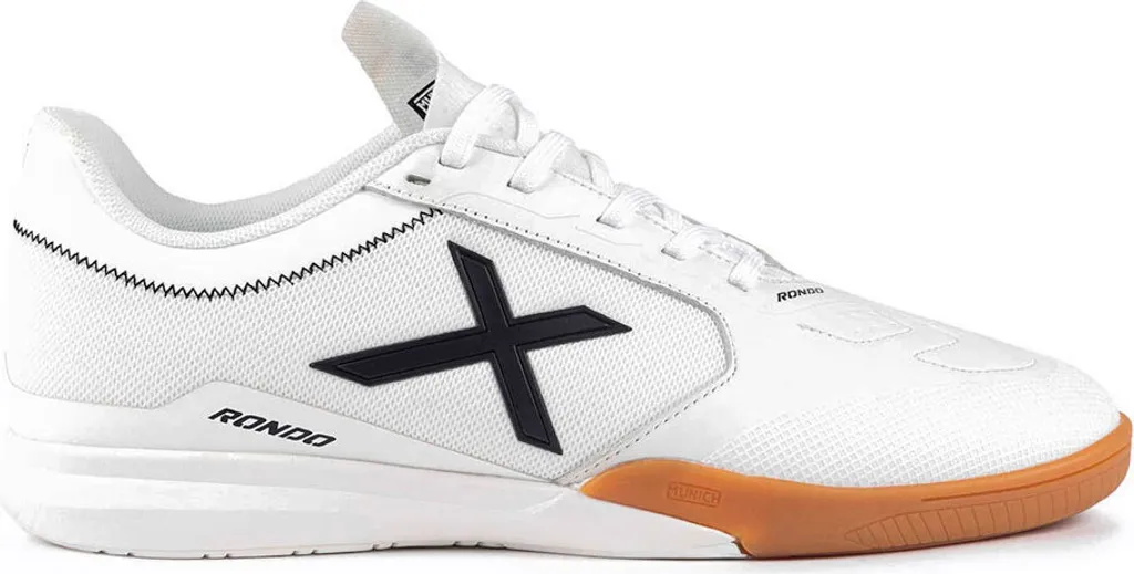 Munich Rondo 17 : Basket Salle Futsal Adhérente Blanc Taille 46 UE