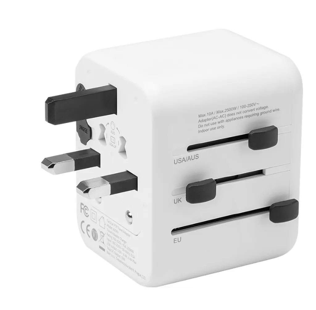 Adaptateur secteur monde Tactical PTP Blanc idéal pour vos vacances