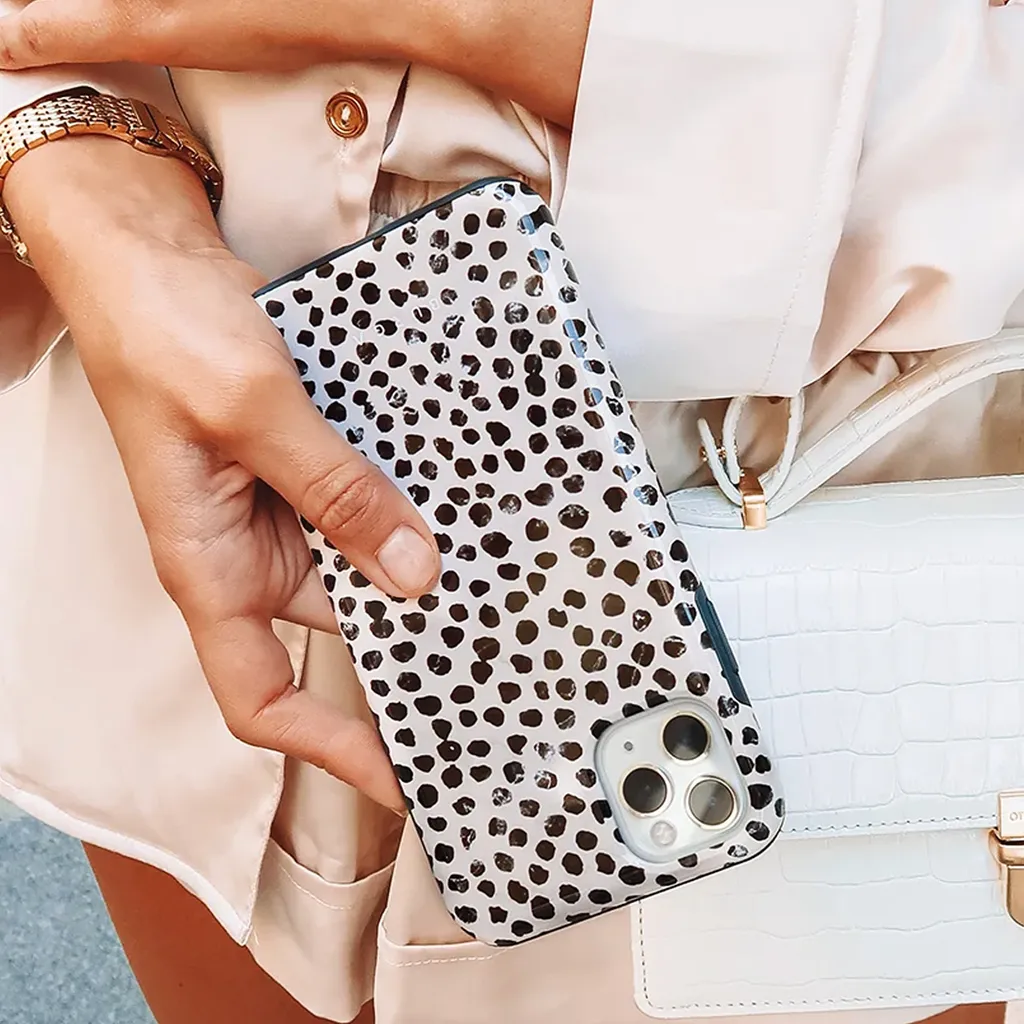 Cover iPhone 15 Pro Max Burga Almond Latte | Non la Solita Cover, è un Guscio! - 9