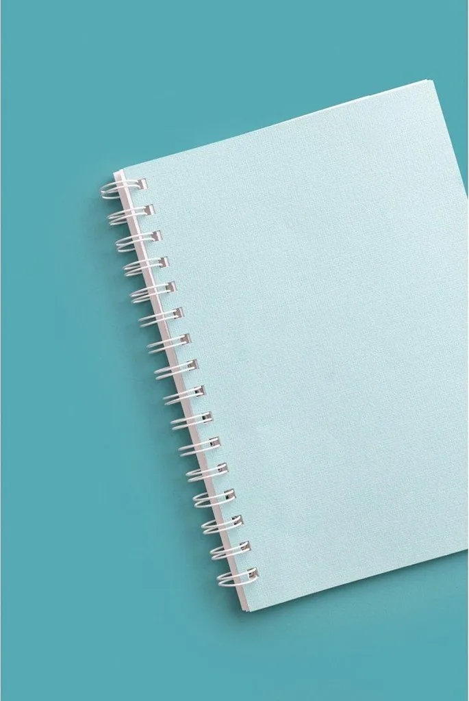Perforatrice Square Punch Multi Cinch We R Memory Keepers Trous Carrés