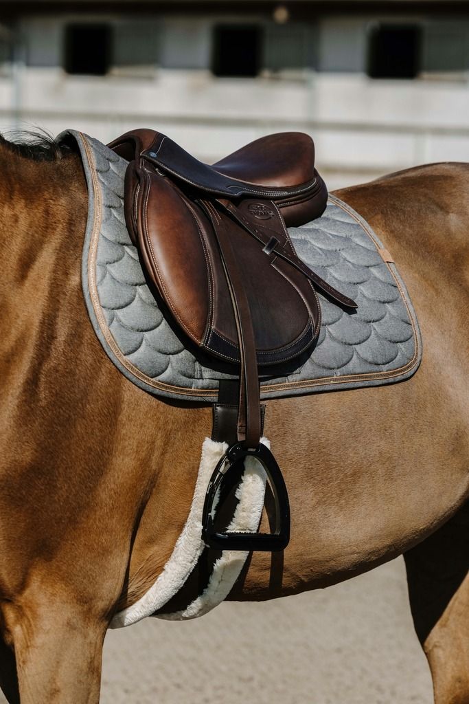 Equithème Schabracke Khadi Dressur, Größe:Warmblut, Farbe:dunkelgrau