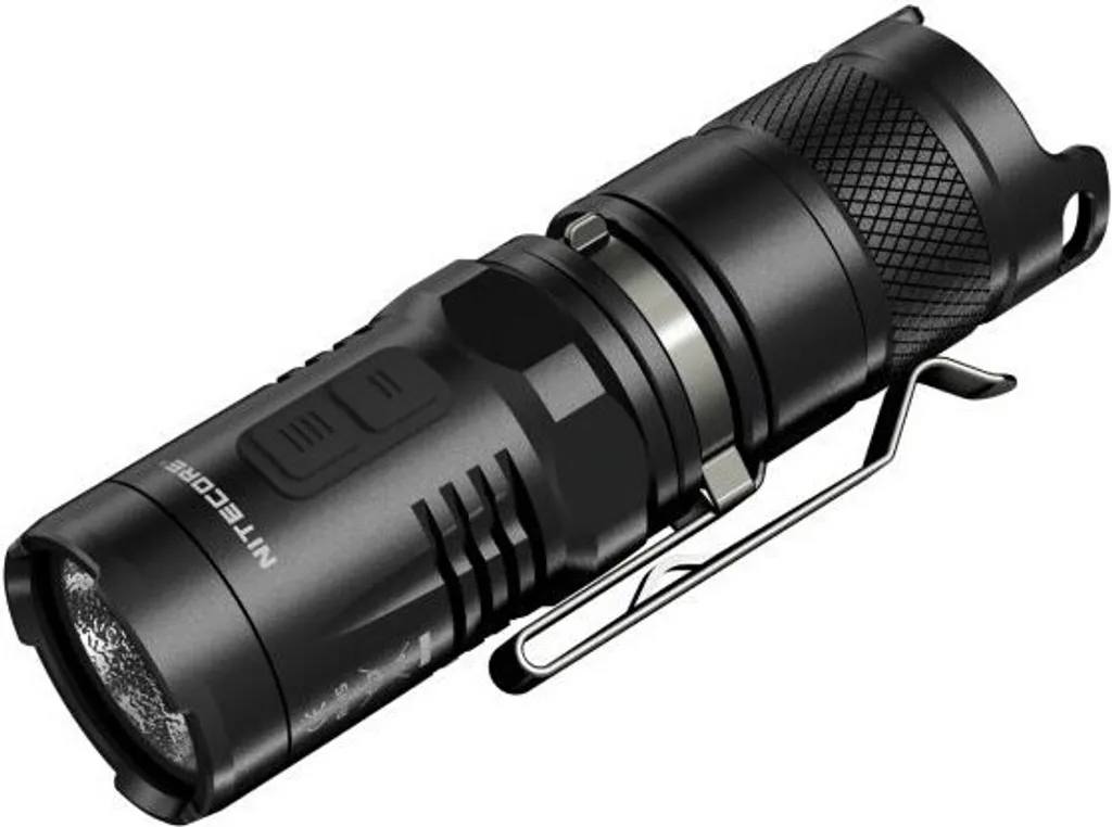 Lampe de Poche Tactique Nitecore MT10C Format Compact Haute Intensité