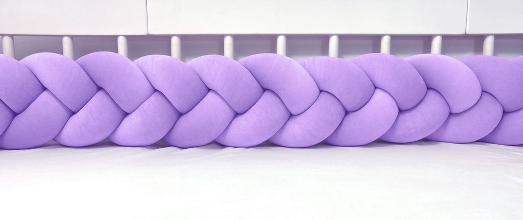 Bettschlange geflochten Velours 300 cm – Hellviolett | Bettumrandung Babybett Nestchen | Letino
