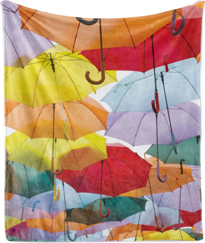 ABAKUHAUS Bunt Weich Flanell Fleece Decke, Schließen nach oben Happy Foto Hanged Hohe Vivid Umbreallas Rainy Herbsttag Themed, 175 x 230 cm, Mehrf...