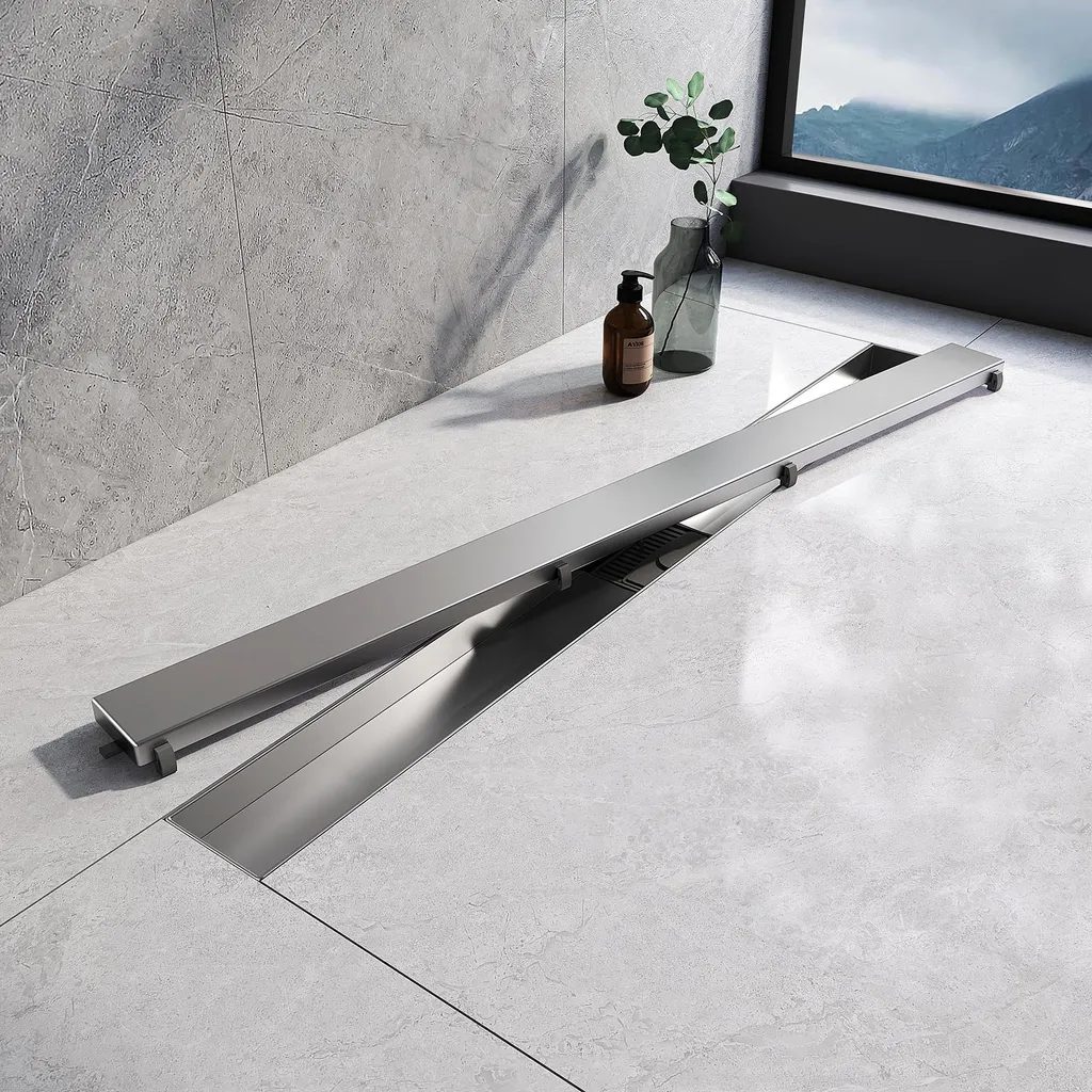 Analisi Canalina EMKE 80cm: Sifone Piatto e Scarico Antiodore Inox