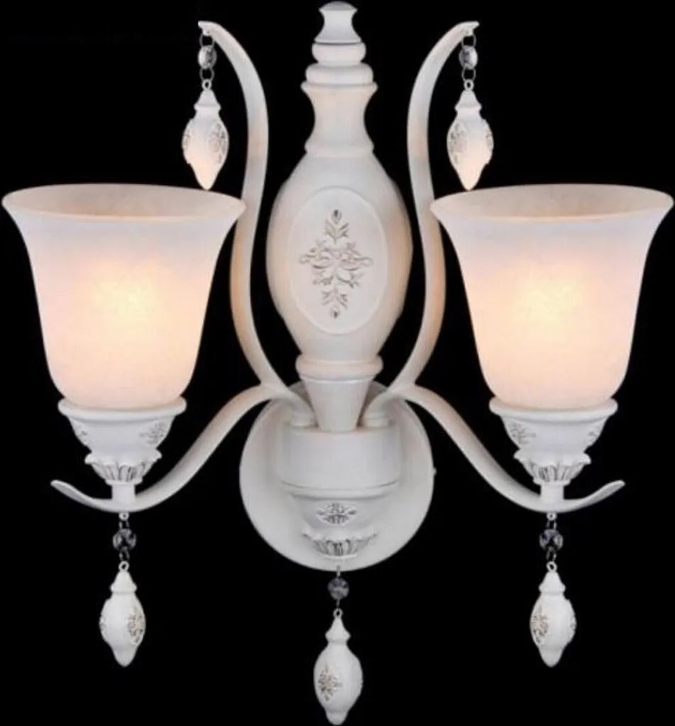 Applique Murale Blanche Sculptée Style Baroque 48cm de Haut Qualité