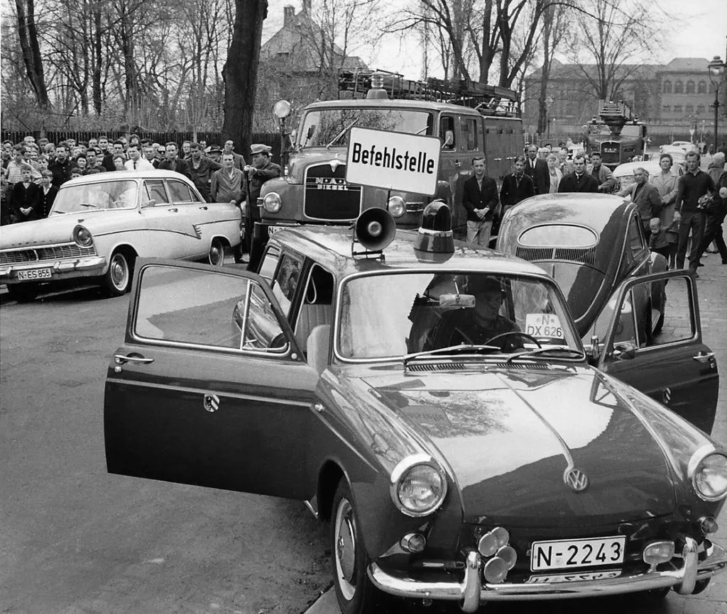 Détails Techniques Véhicules Feuerwehr Nürnberg : Ouvrage de Référence - 2