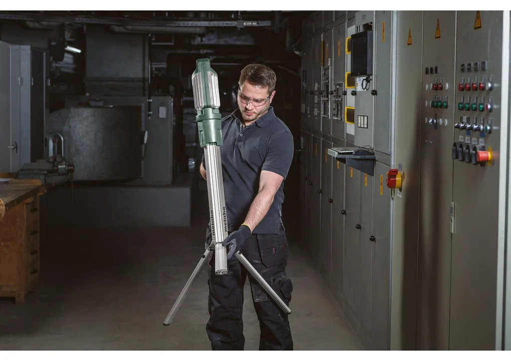 Projecteur de chantier orientable 5000 lumens Metabo 18V - 15