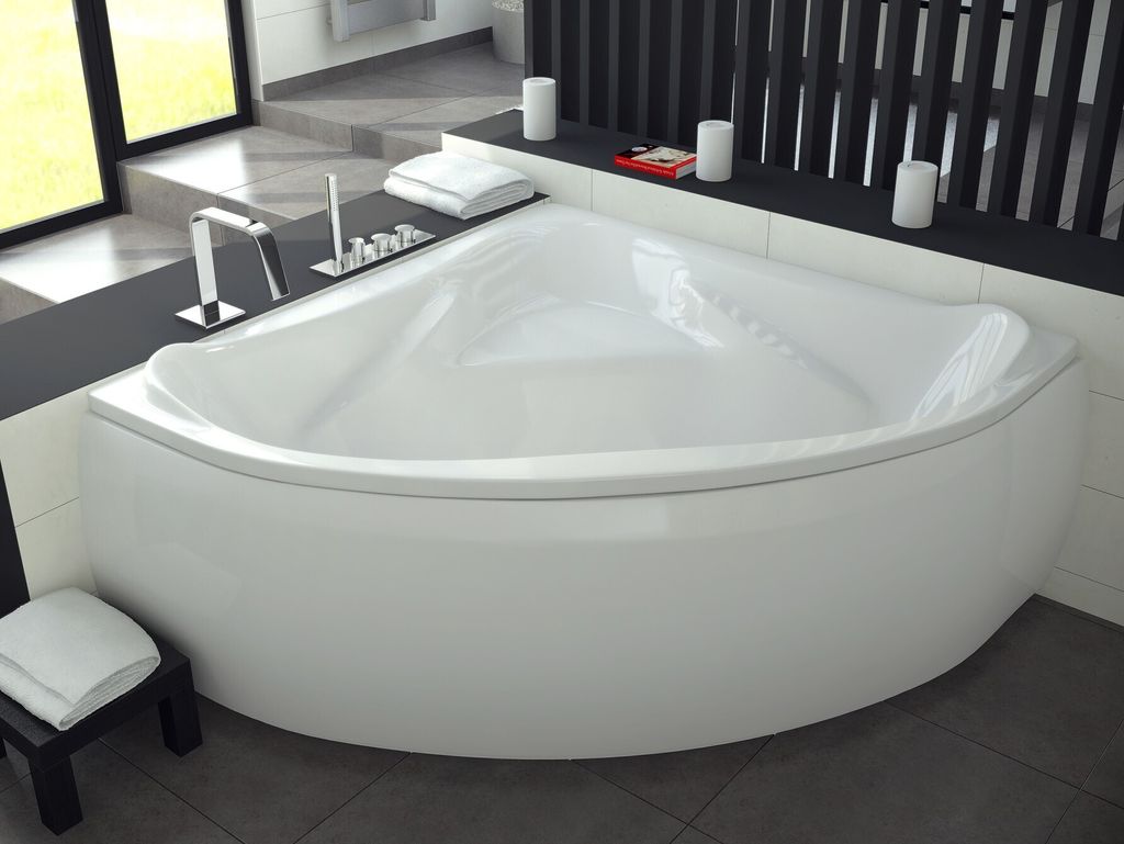 BADLAND Eckbadewanne Badewanne Ewa 134x134 mit Produktbild 