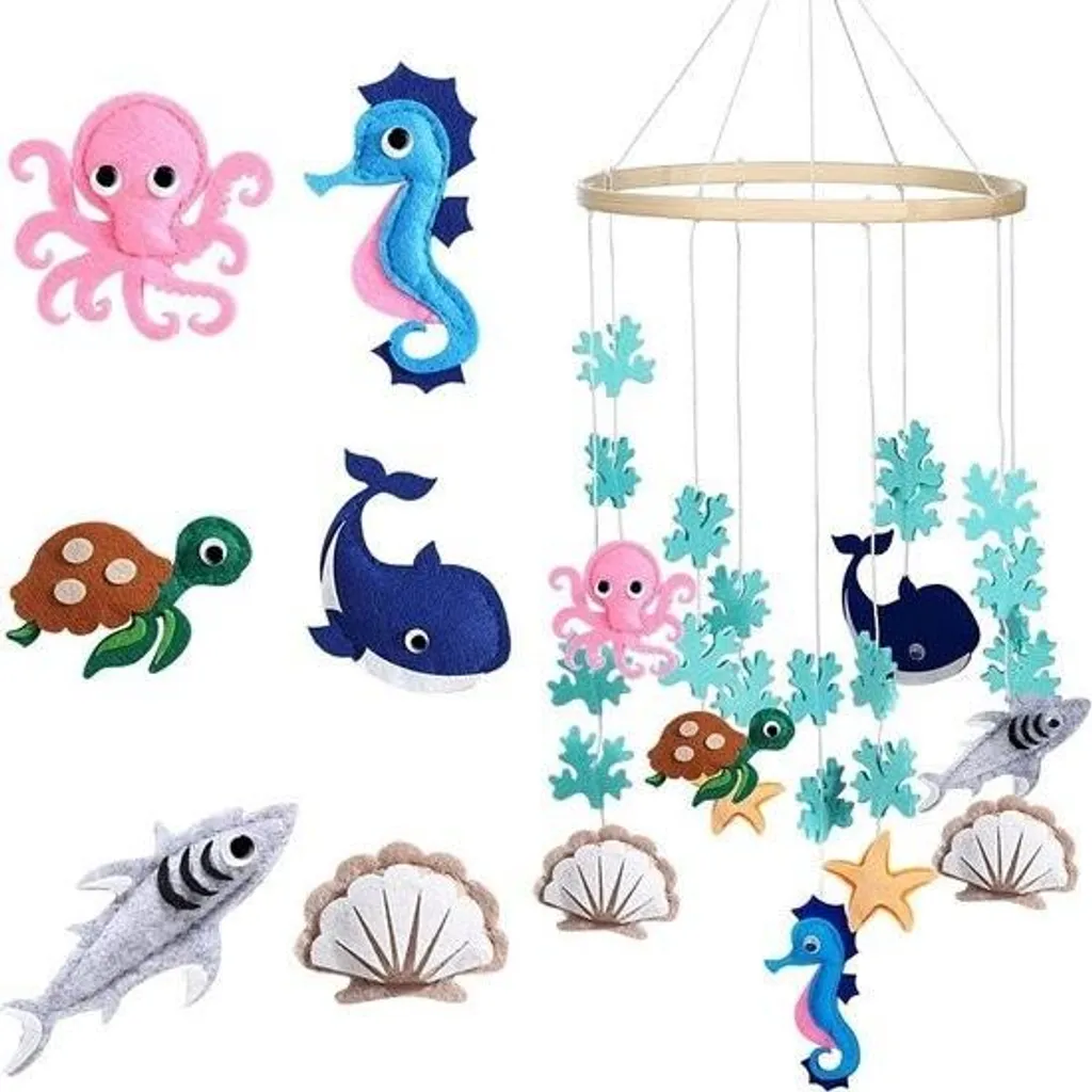 Clochette de Lit Bébé Musicale avec Animaux de la Mer en Feutre Coloré