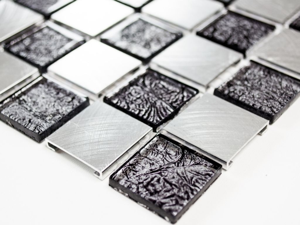 Handmuster Mosaik Fliese Aluminium Transluzent Glasmosaik Crystal Alu schachbrett schwarz silber MOS49-0302_m