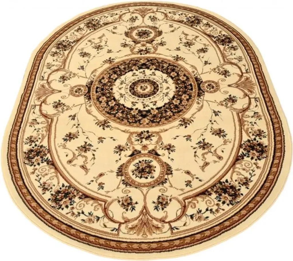 Tapis ovale crème 140x190 cm LUCHO - Apportez de la lumière à votre sol