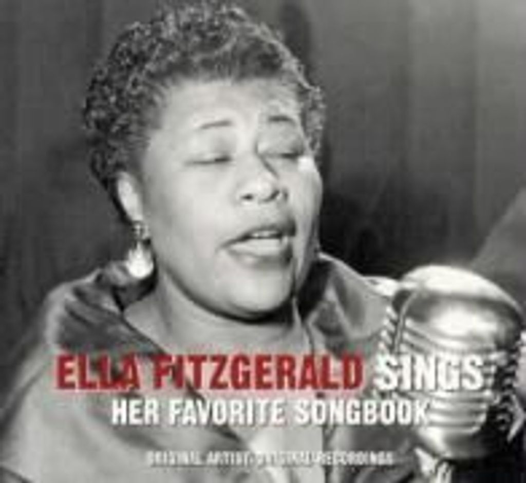 Sings