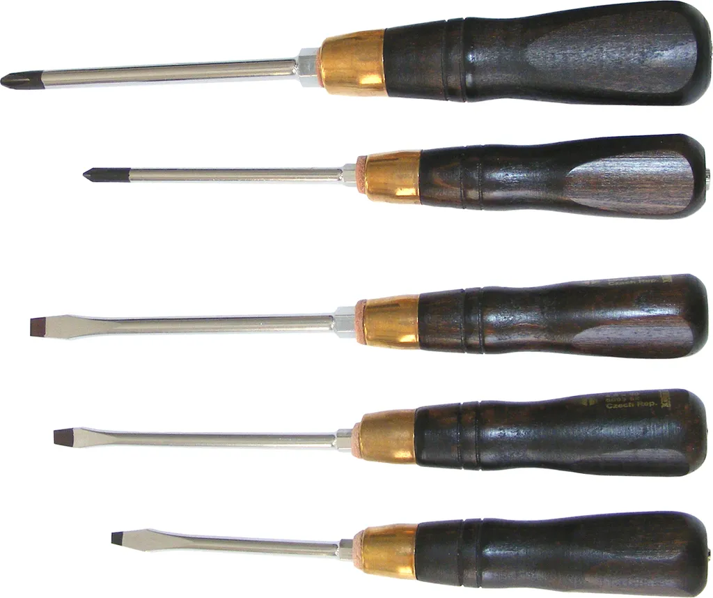 Tournevis Narex Wood Line Plus avec manche ergonomique en hêtre teinté