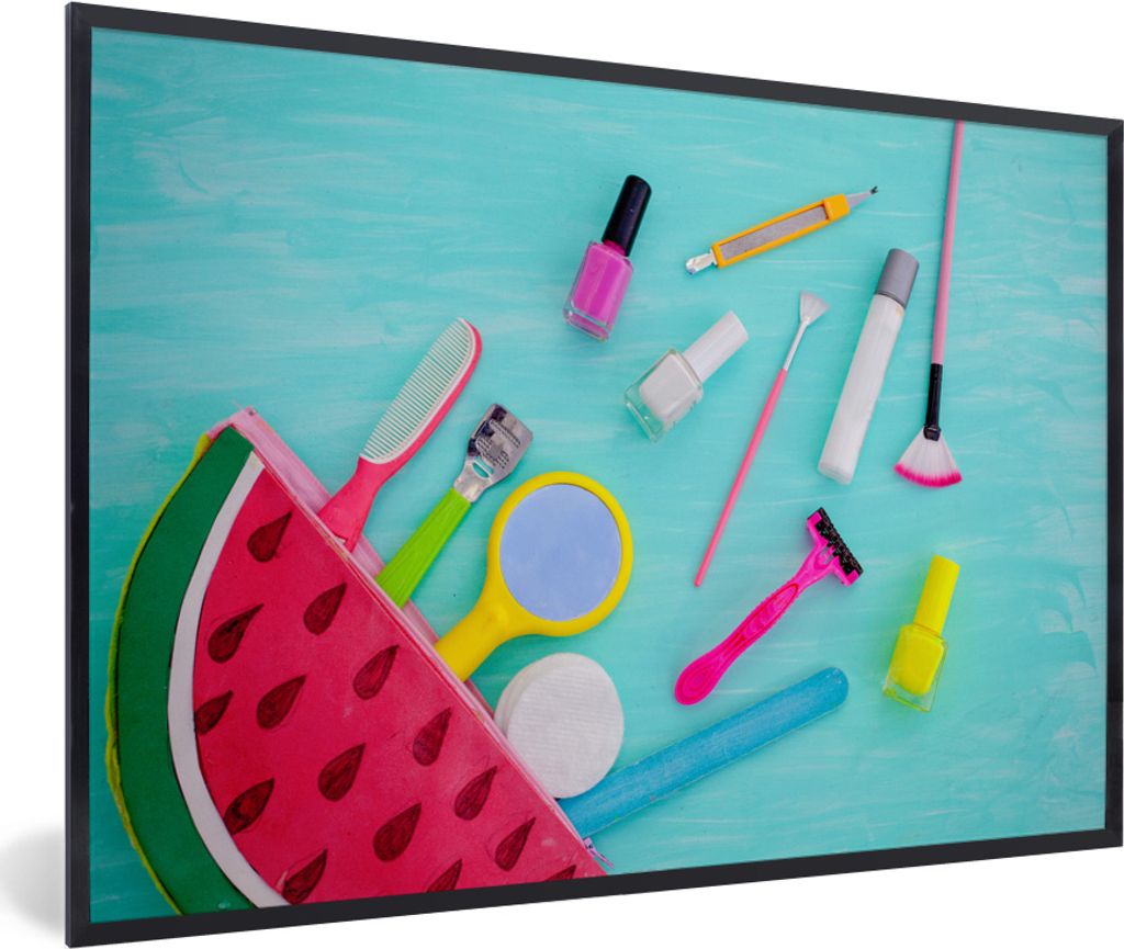 MuchoWow® MuchoWow® Gerahmtes Poster Melone mit Make-up Produktbild 