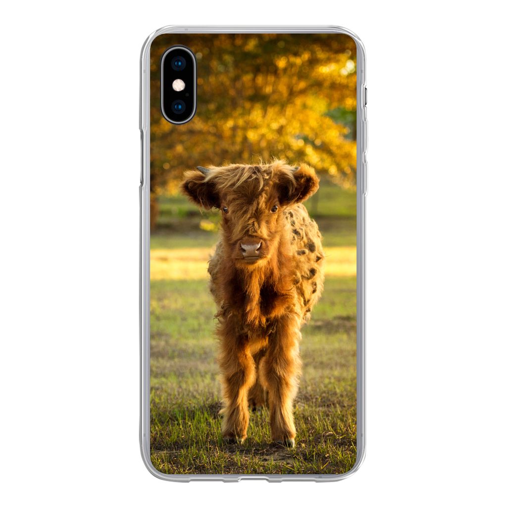 MuchoWow Handyhülle Schutzhülle Hülle für iPhone Xs Schottischer Highlander - Kalb - Herbst Silikon Softcase Handy Hülle - Handytasche