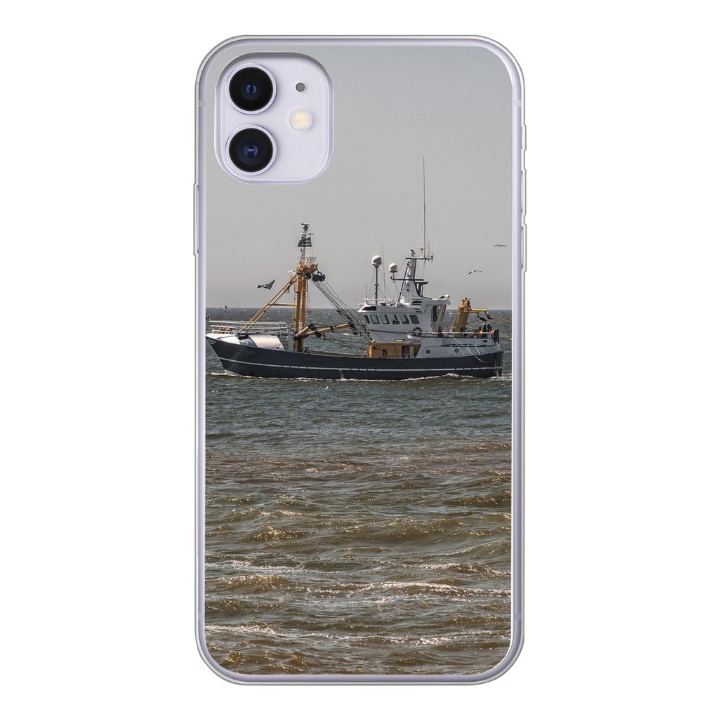 MuchoWow Handyhülle Schutzhülle Hülle für iPhone 11 Nordsee - Fischerboot - Wasser Silikon Softcase Handy Hülle - Handytasche