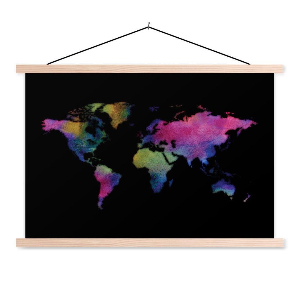 MuchoWow Textilposter Weltkarte - Wasserfarben 120x80 cm mit holzfarbenen Rahmen - Aufhängeset
