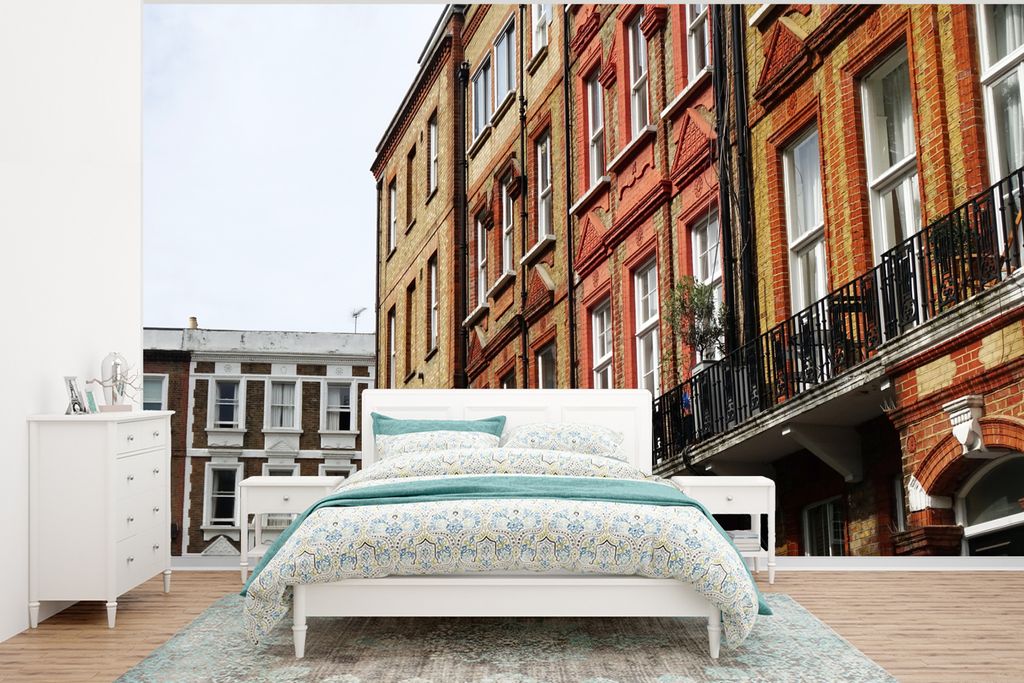 MuchoWow Fototapete für Wohnzimmer oder Schlafzimmer Wandtapete Vinyl Motivtapete Darstellung der Fassade mit Balkonen von mehreren kleinen Häu...